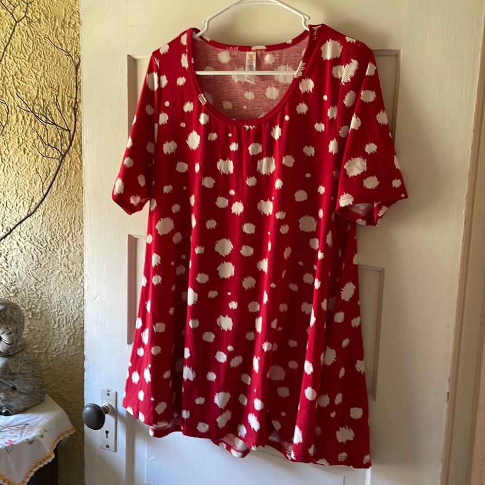 LuLaRoe top